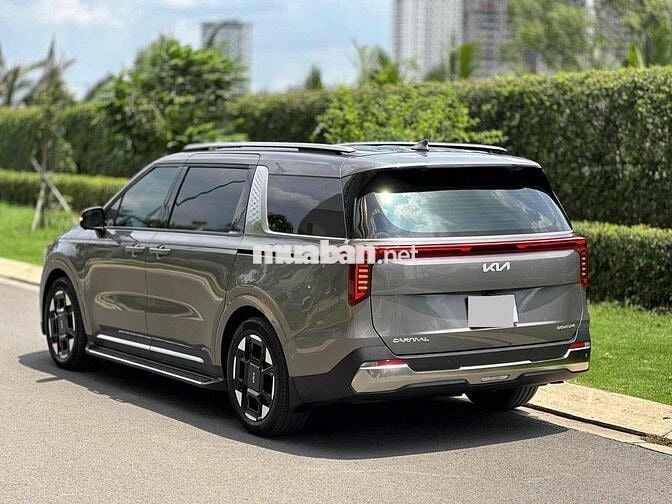 KIA CARNIVAL 2.2 SIGNATURE 2025 Xám 11.000km