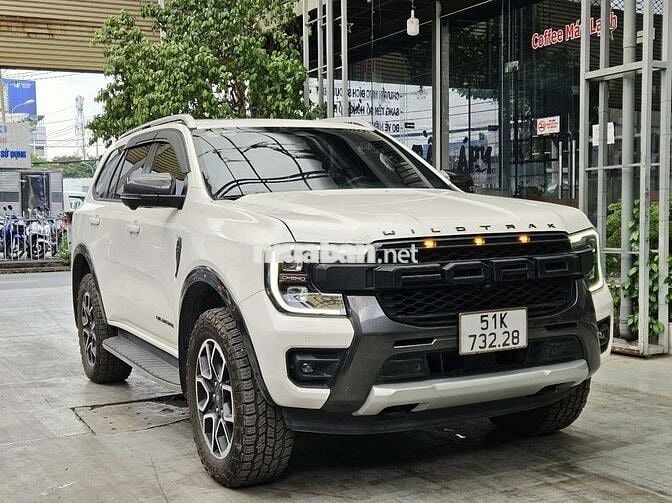 Ford Everest Wildtrak 2023, lướt 26000 km, ht góp.