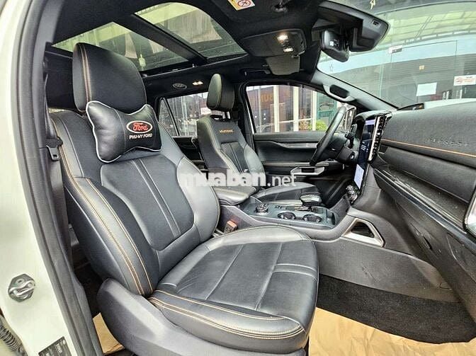 Ford Everest Wildtrak 2023, lướt 26000 km, ht góp.