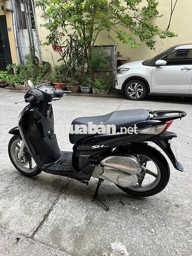 Honda SH Nhập khẩu màu Đen
