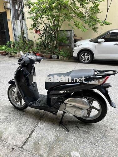 Honda SH Nhập khẩu màu Đen