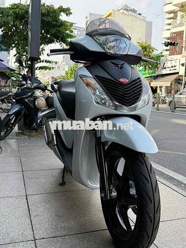 Honda SH 2011 Trắng 7300km