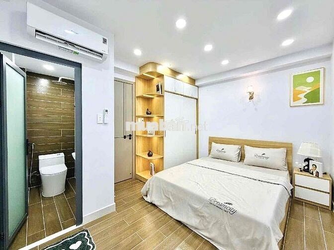 Bán nhà 5 tầng view sông trục Dương Quảng Hàm, Gò Vấp, tiện xây CHDV.