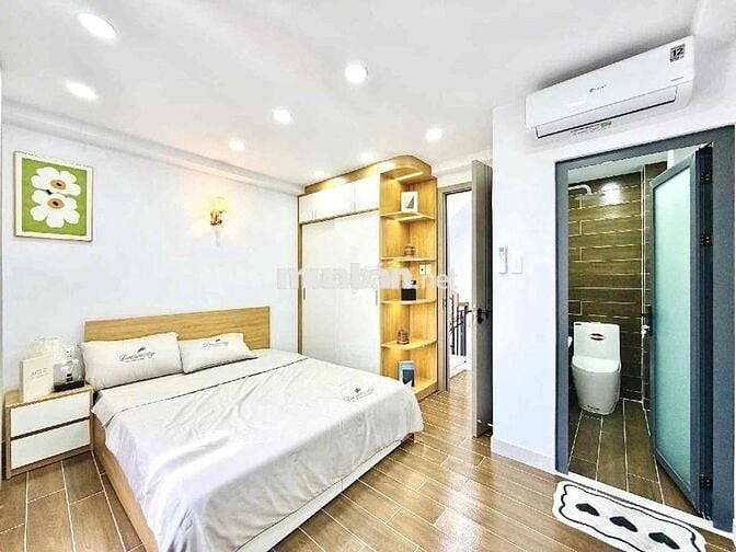 Bán nhà 5 tầng view sông trục Dương Quảng Hàm, Gò Vấp, tiện xây CHDV.