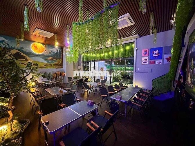 Tuyển nhân viên phục vụ, phụ bếp, giao hàng