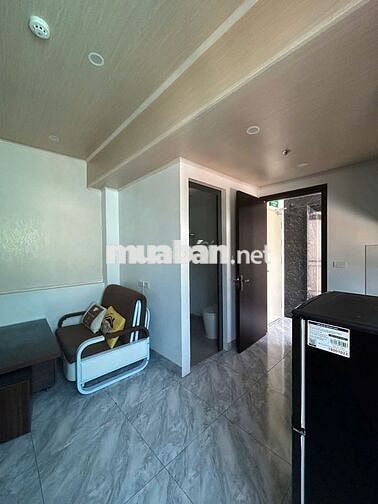 Thuê chung cư mini 5,5 triệu full nội thất, thang máy, ban công riêng