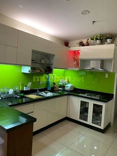 Cho thuê căn hộ tại chung cư 312 Lạc Long Quân, 65m2 2PN, 1WC giá 10tr