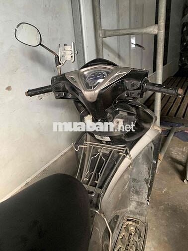 Honda Air Blade Đen, Bạc động cơ mạnh