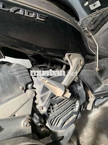 Honda Air Blade Đen, Bạc động cơ mạnh