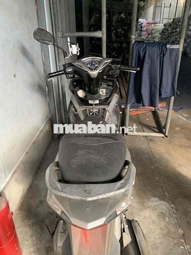 Honda Air Blade Đen, Bạc động cơ mạnh