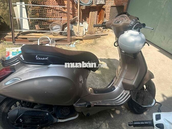 Piaggio Vespa 2016 Nâu