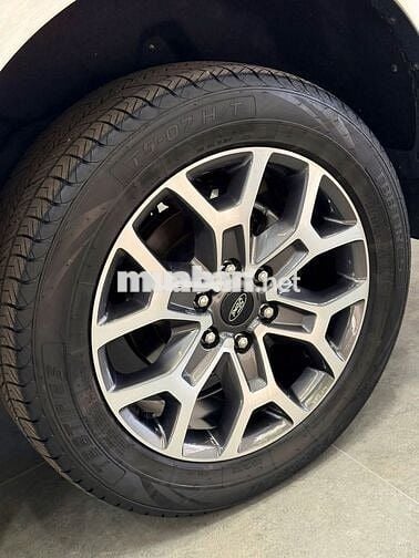 🔴 FORD EVEREST 2.0l TITANIUM 2 CẦU NHẬP KHẨU THÁI