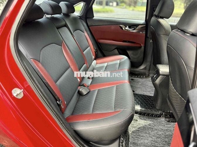 Kia Cerato 2.0 Premium 68.000 km Đỏ