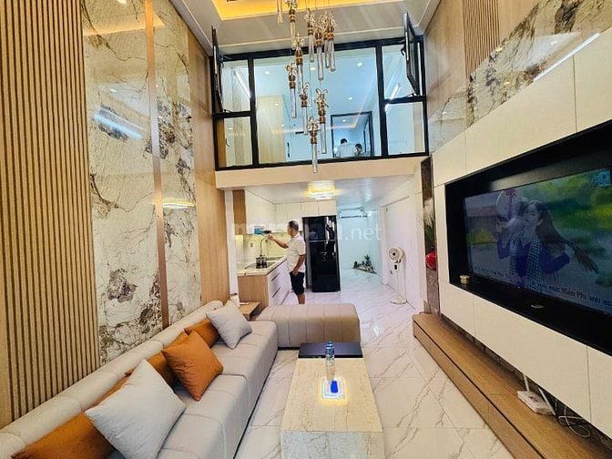 Bán Nhà phân lô xây mới 100%, thiết kế hiện đại, thang máy, ôtô đỗ cửa