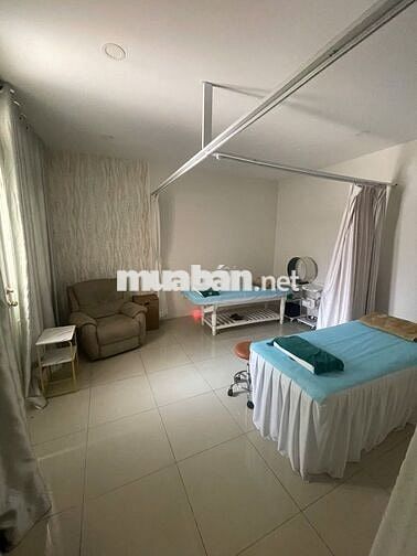 Nguyên Căn 585/ Sư Vạn Hạnh ngay Vạn Hạnh Mall, 5x15m, 3tầng, 5pn 25tr