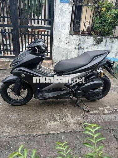 Yamaha NVX 155 Tự động màu Đen ngay chủ  sang tên 