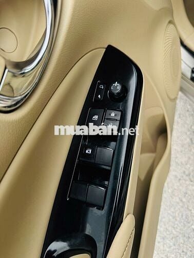 Toyota Vios 1.5G AT 2020 Vàng cát