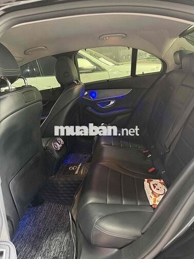 Mercedes-Benz C200 2018 Đen
