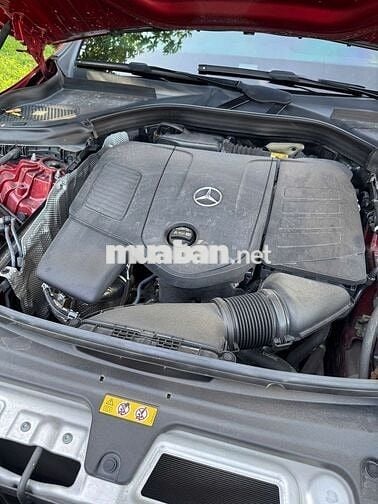 Mercedes-Benz GLC300 4Matic 2023 Đỏ