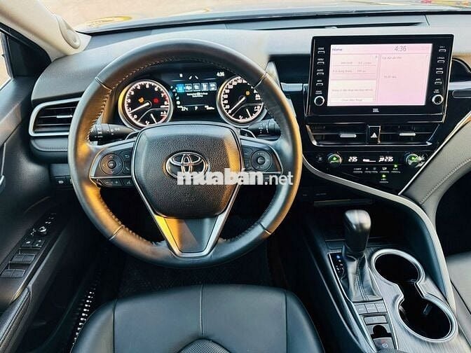 Toyota Camry 2.5Q 2022 Đen Tự động