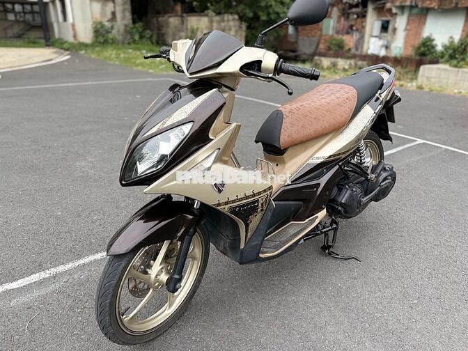 Yamaha Nouvo 4 135cc Nâu Chính Chủ BSTP zin êm 98%