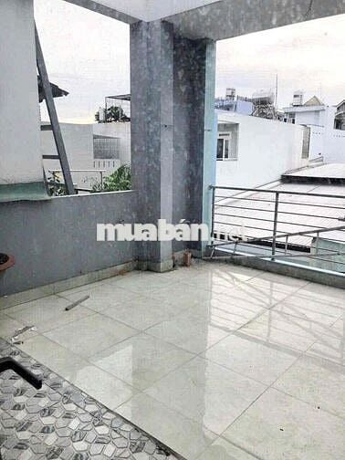 nhà cho thuê nguyên căn 1 trệt 2 lầu,3p ngủ,2wc giá 11tr/th