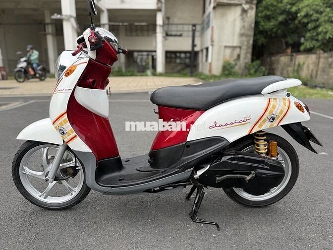 Yamaha Mio Classico 2012 Trắng, Đỏ Thái Lan