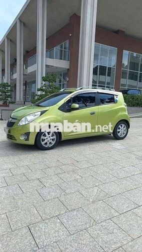 Chevrolet Spark LT Xanh lá 5 chỗ