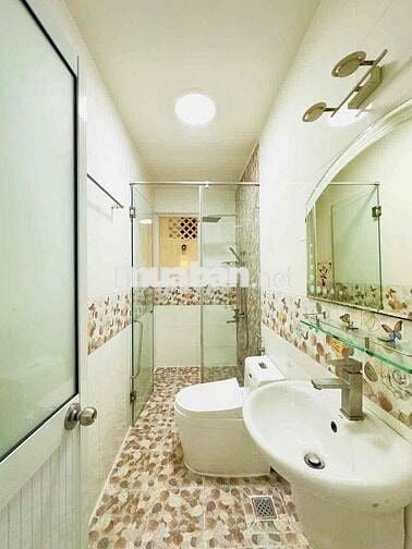 Nhỉnh 8 Tỷ - HXH CHU VĂN AN, P.12 Bình Thạnh – 5 tầng BTCT – 40m²  DT: