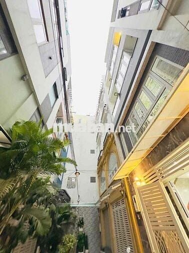 Nhỉnh 8 Tỷ - HXH CHU VĂN AN, P.12 Bình Thạnh – 5 tầng BTCT – 40m²  DT: