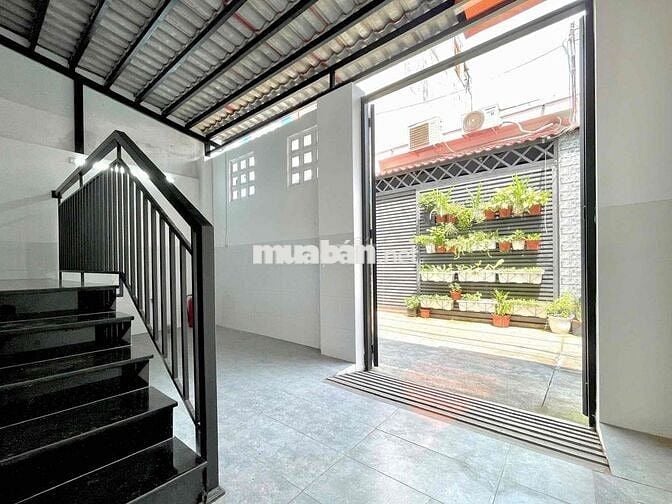 NGUYÊN CĂN FULL NỘI THẤT - RIÊNG BIỆT - SÂN TRƯỚC RỘNG