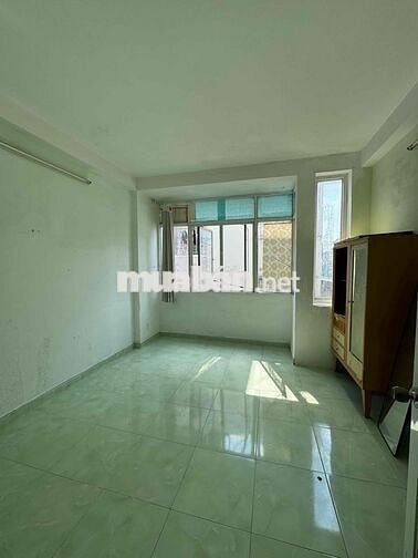 PHÒNG TRỌ 25m2 NGAY CHỢ LÊ VĂN QUỚI
