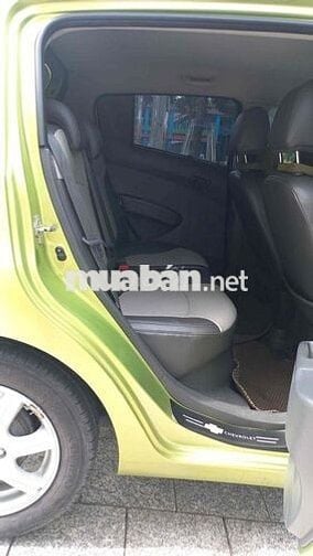 Chevrolet Spark LT Xanh lá 5 chỗ