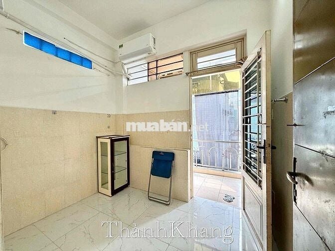 Cho Thuê Căn Hộ 2PN Bancol Thang Máy Rộng 40m2 Ngay Lý Thái Tổ Q10