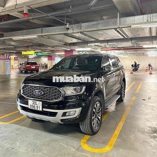 Ford Everest Titanium 4x2 Đen 2020