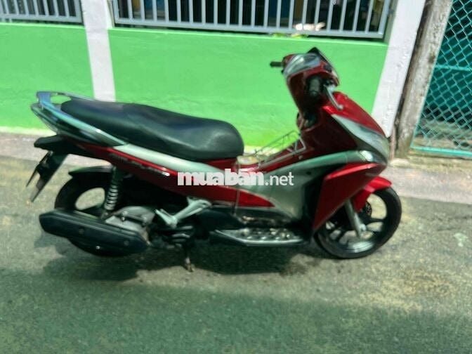 Honda Air Blade Thể thao màu Đỏ