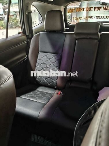 Toyota Innova Cross 2024 Bạc Indonesia