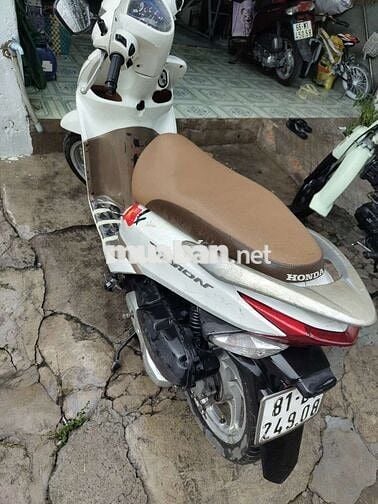 Honda Vision 2013 Trắng FI