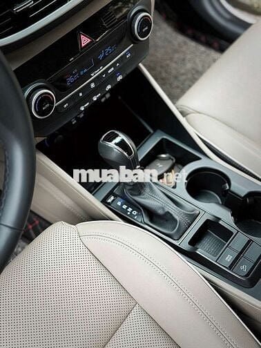 Hyundai Tucson Tiêu chuẩn 2020 Trắng 70.000 km