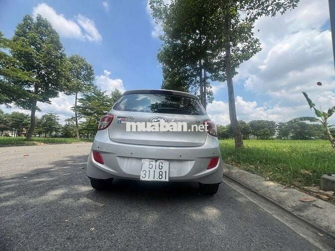 Hyundai I10 2016 Bạc 83250 km