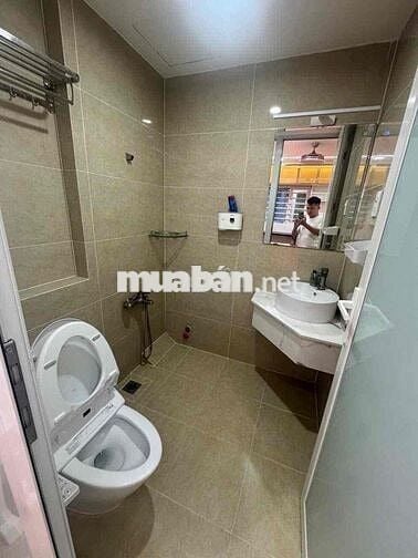 Cho thuê nhà full nội thất đường số 14 khu tên lửa gần Aeon