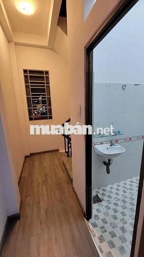 Góc MT Thuận Kiều- Phạm Hữu Chí P12 Q5-5 tầng- 4PN 4WC- 26 triệu