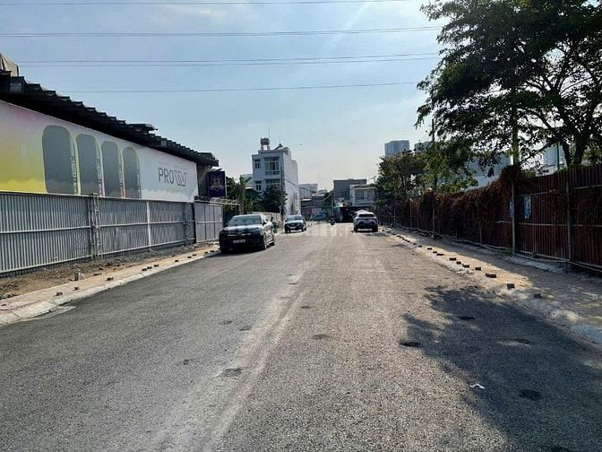 Bán đất 27x48m 1314m2 hẻm 1135 Huỳnh Tấn Phát p. Phú Thuận Q7. sau chợ