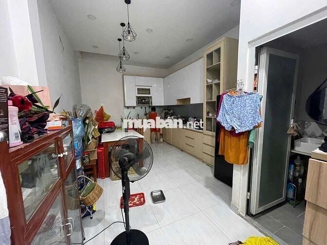 CHỦ NGỘP BÁN NHANH -GIẢM MẠNH -  NHÀ 3 TẦNG - 4*20M - Quận 12