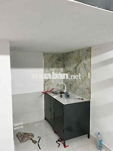 🔥PHÒNG GÁC TẦNG TRỆT_SẴN MÁY LẠNH_GẦN CV GIA ĐỊNH_NGÃ TƯ PHÚ NHUẬN