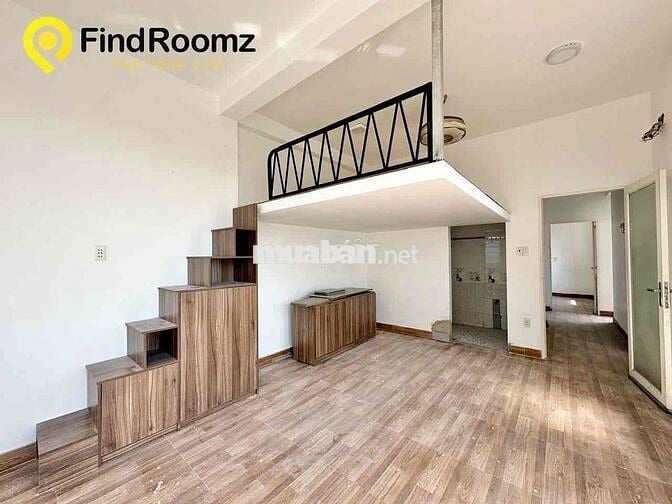 DUPLEX BAN CÔNG SIÊU RỘNG NGAY CHỢ THẠCH ĐÀ