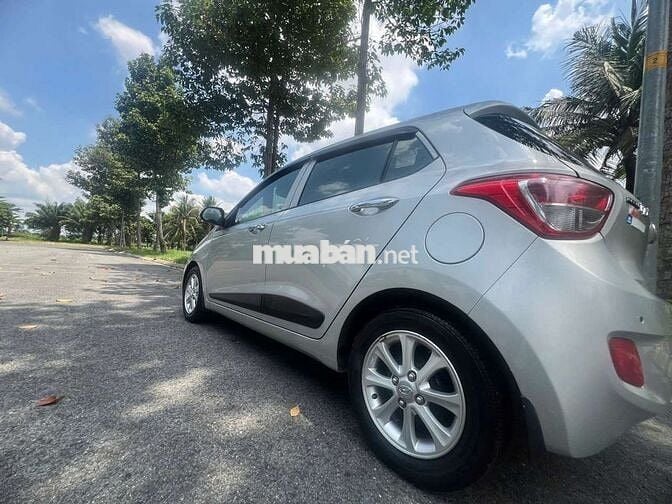 Hyundai I10 2016 Bạc 83250 km