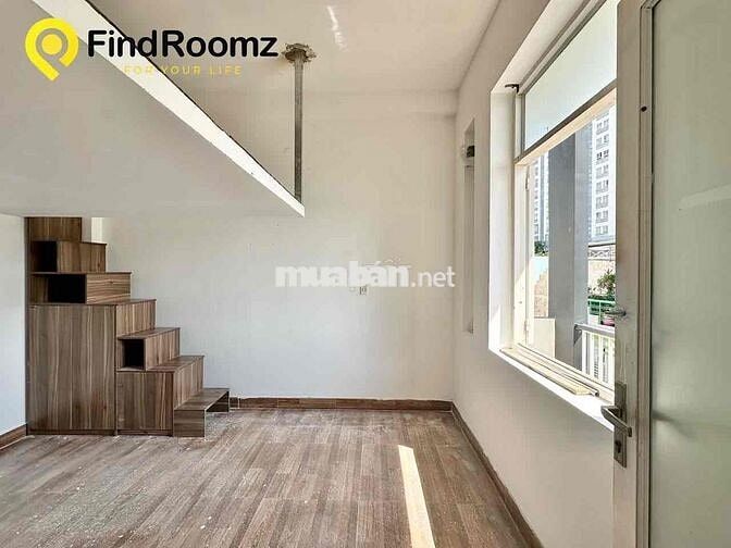 DUPLEX BAN CÔNG SIÊU RỘNG NGAY CHỢ THẠCH ĐÀ