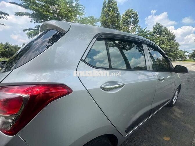Hyundai I10 2016 Bạc 83250 km