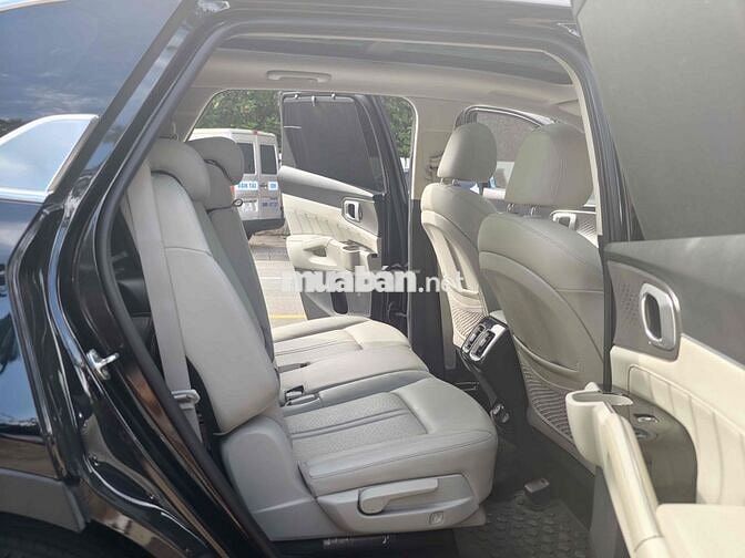 Kia Sorento 2020 Dầu Tự động 8 cấp 60000 km Đen